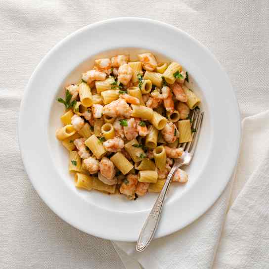 Garlicky Shrimp Pasta