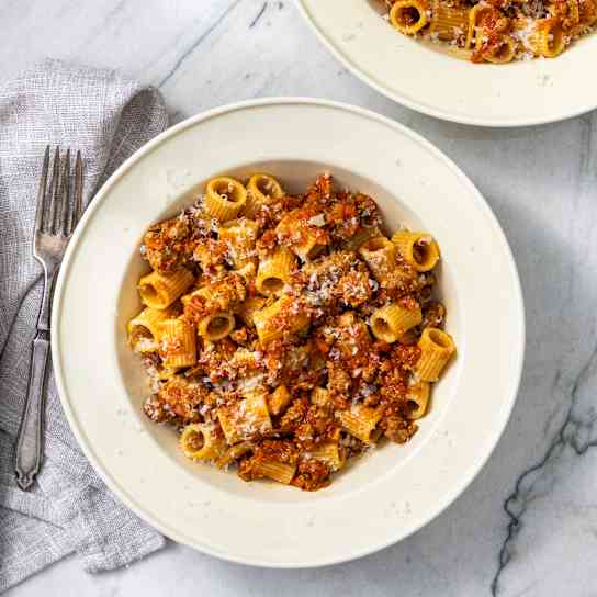 Weeknight Pasta Bolognese