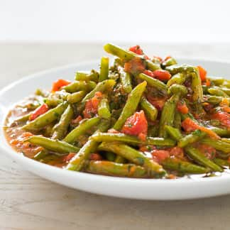 Mediterranean Braised Green Beans