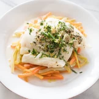 Paleo Cod Baked in Foil with Leeks and Carrots