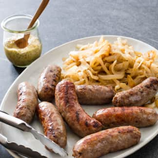 Charcoal-Grilled Sausages with Onions