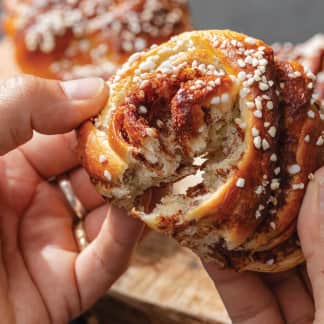 Kanelbullar (Swedish Cinnamon Buns)