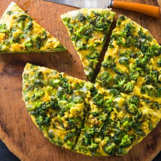 Frittata with Broccoli and Turmeric