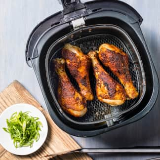 Air-Fryer Paprika-Rubbed Chicken Drumsticks