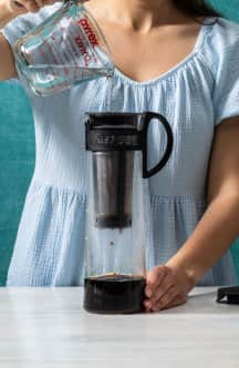 10 of the Best Cold Brew Coffee Makers to Buy in 2023 - PureWow