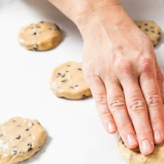 Thin and Crispy Chocolate Chip Cookies