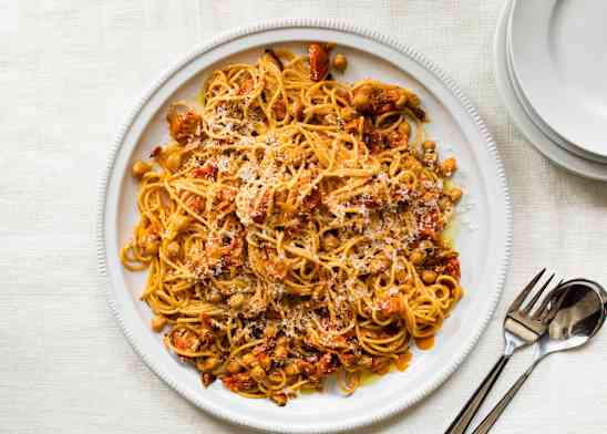 Harissa Tomato and Chickpea Spaghetti