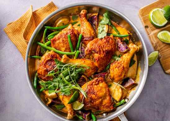Thai Curry Chicken with Sweet Potatoes and Green Beans