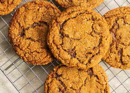 Chewy Triple Ginger Cookies with Caramelized Sugar 