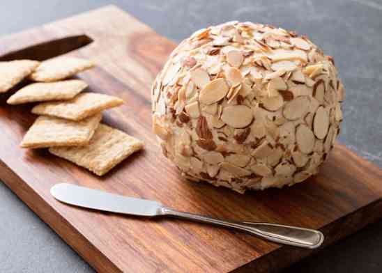 Classic Cheddar Cheese Ball