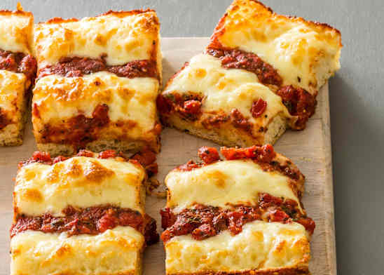Detroit-Style Pizza