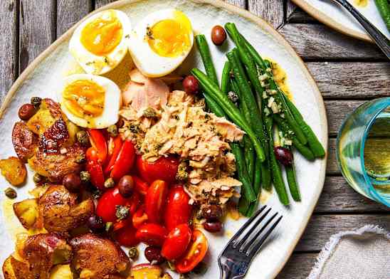 Salade Niçoise with Jammy Eggs and Crispy Potatoes