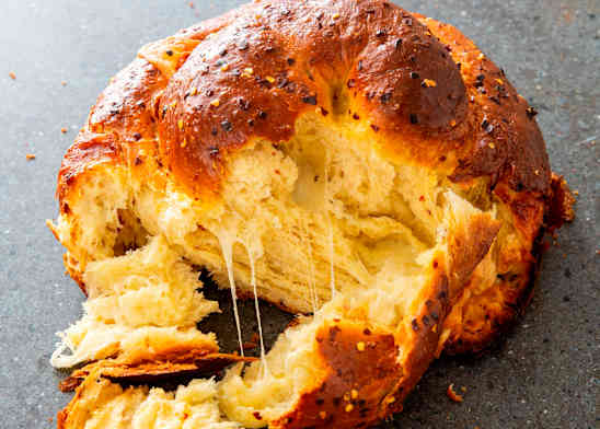 Spicy Cheese Bread