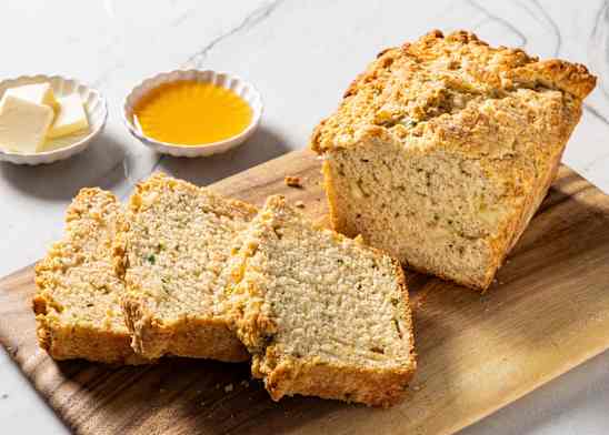 Beer-Batter Bread with Cheddar and Jalapeno
