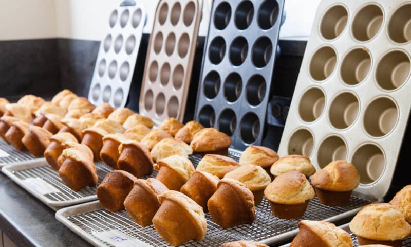 Muffin baking tin online