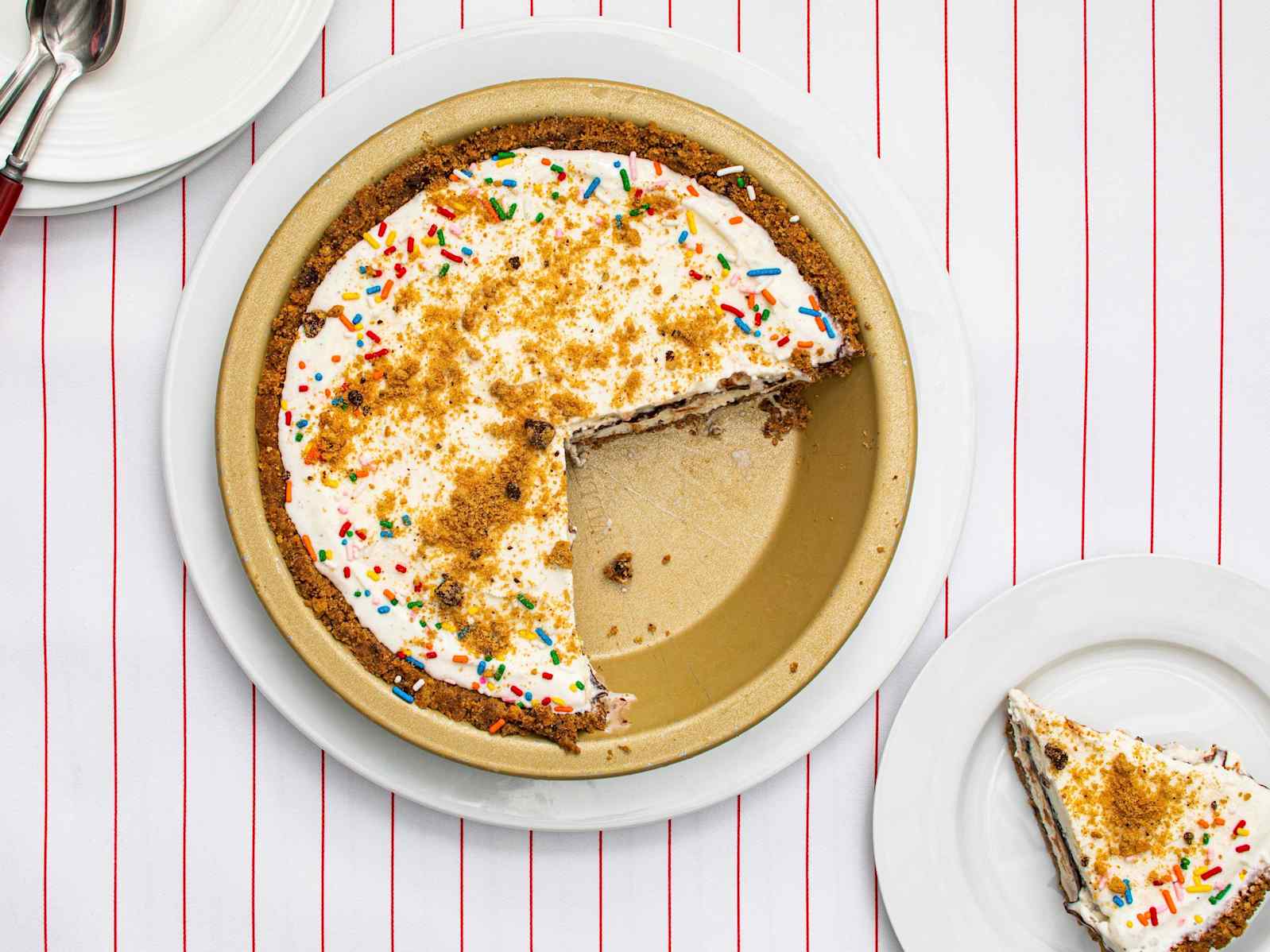 Chocolate Chip Cookie Ice Cream Pie