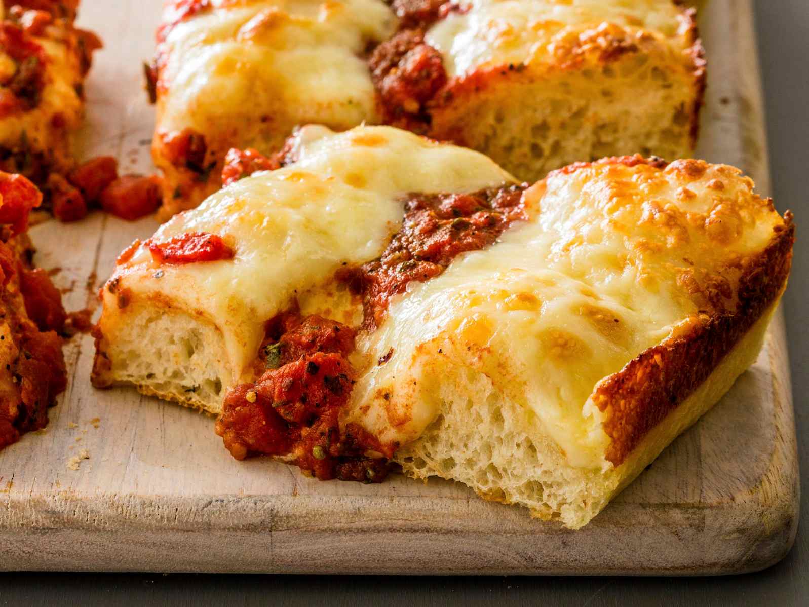 Detroit-Style Pizza