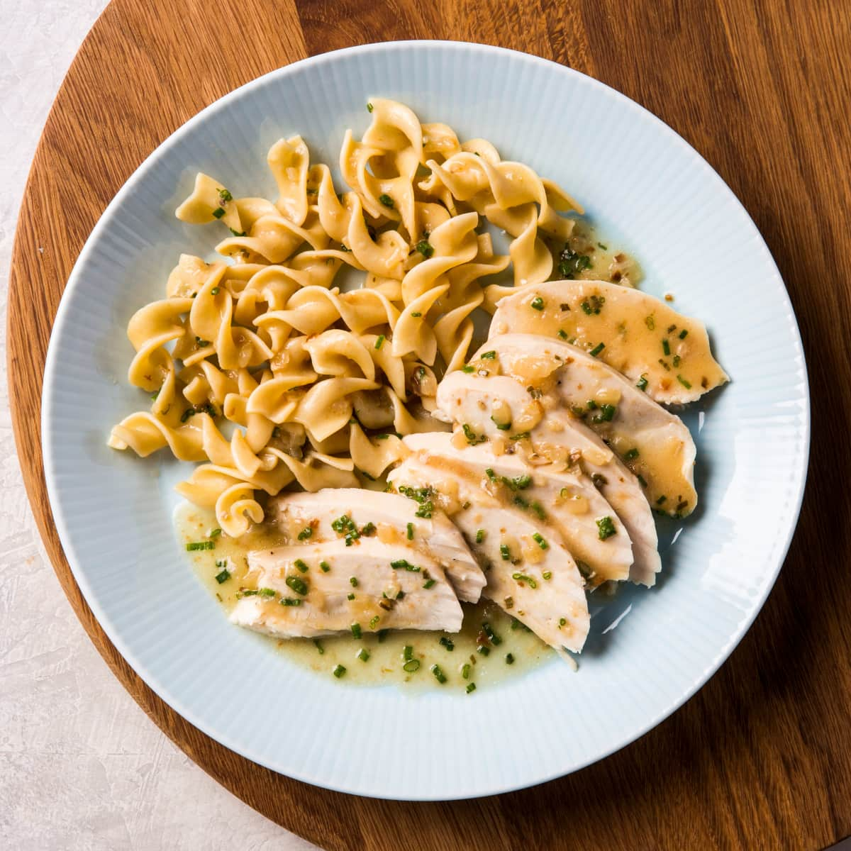 Multicooker Chicken in a Pot with Lemon-Herb Sauce