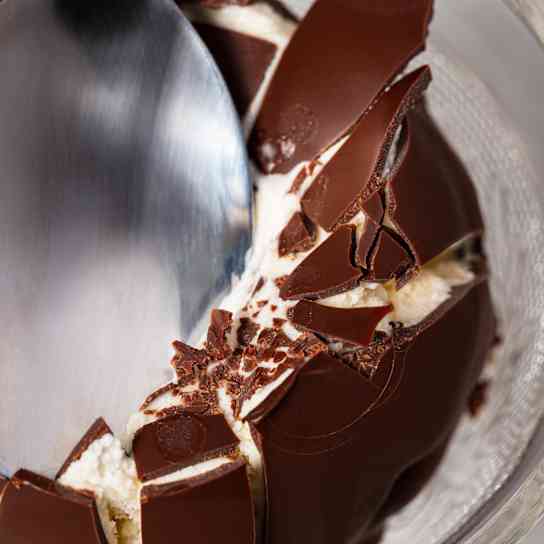 Homemade Chocolate Shell Ice Cream Topping