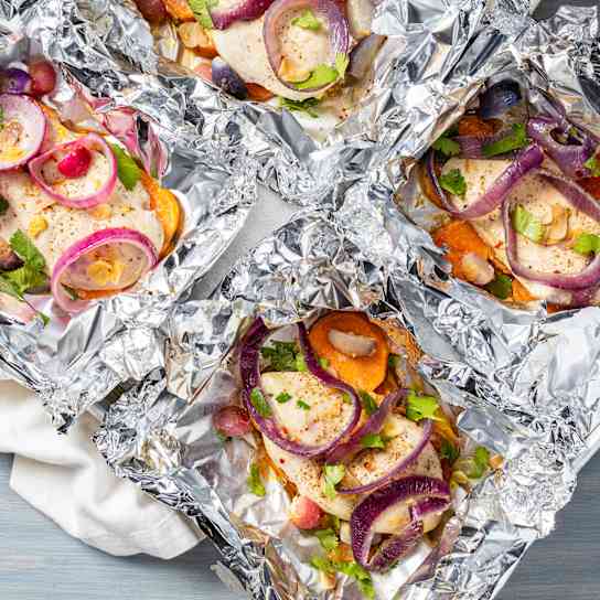Chicken Baked in Foil with Sweet Potato and Radish