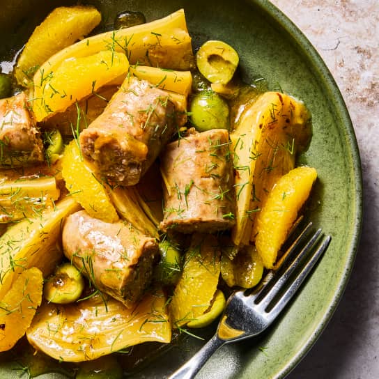 One-Pan Bratwurst with Fennel, Olives, and Oranges