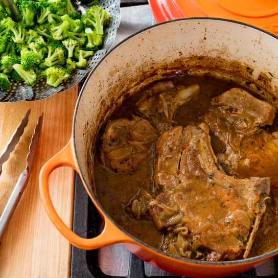 One-Pot Smothered Pork Chops with Broccoli
