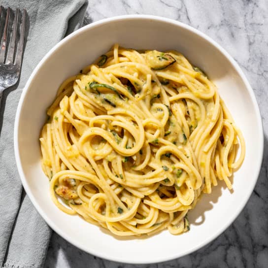 Ultracreamy Spaghetti with Zucchini for Two