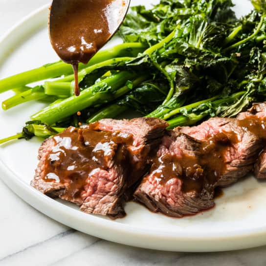 Steak Tips with Red Wine–Shallot Sauce and Broccoli Rabe