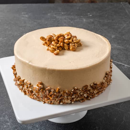 Peanut Butter Pretzel Cake