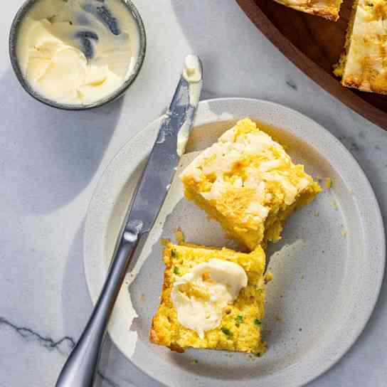 Spicy Jalapeño-Cheddar Cornbread