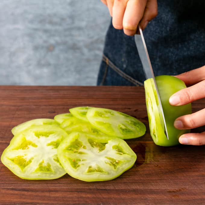 How to fry green tomatoes