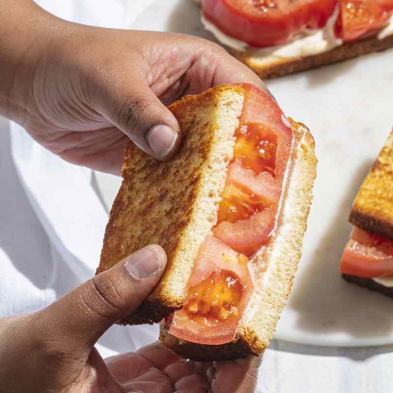 Elevate Tomato Flavor for a Great Sandwich