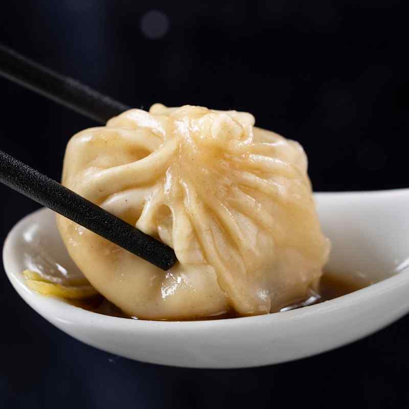How to Eat Soup Dumplings