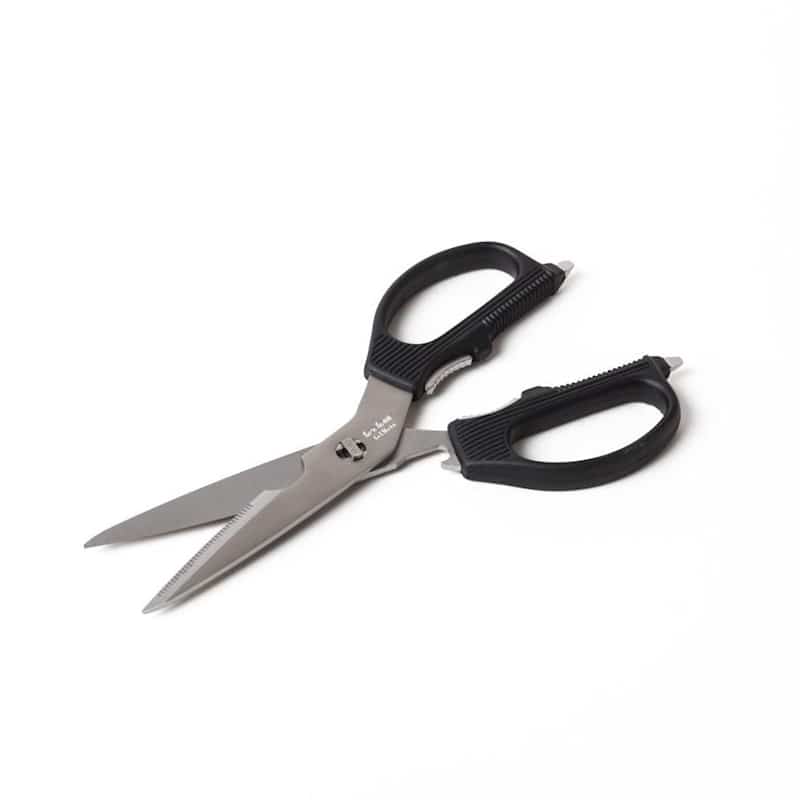 SIL_Kitchen-Shears_Shun-Multi-Purpose-ShearsKershaw-Taskmaster-Shears_DM7300-Shun-Kershaw-1120.jpg