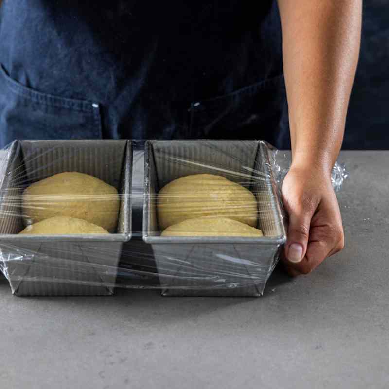 STP_Brioche_CoverLoaves_502.jpg