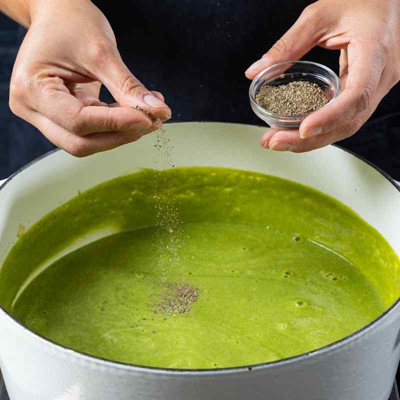 STP_Broccoli-Cheese-Soup_Season_501 (1).jpg