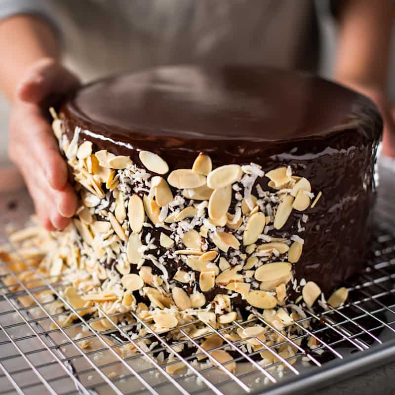 Decorating a Layer Cake