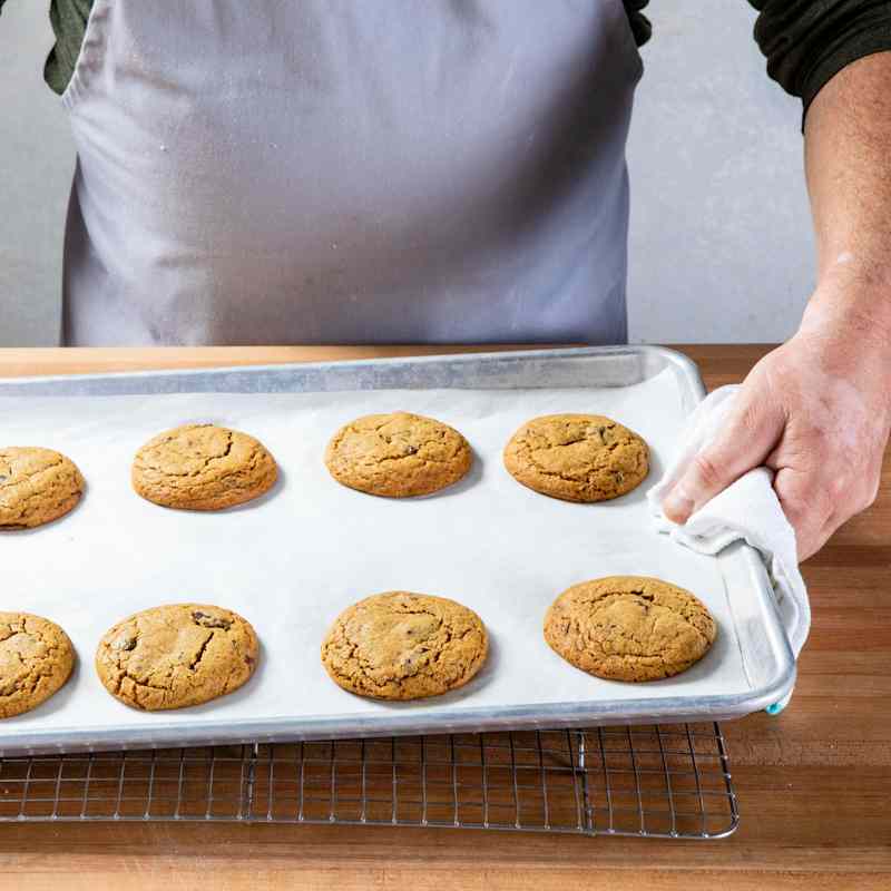 STP_Chocolate_Chip_Cookies_Cool_On_Sheet_5577 (2).jpg