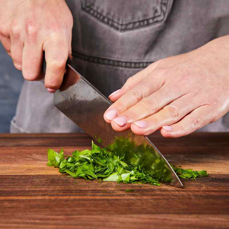 How to Chop Parsley