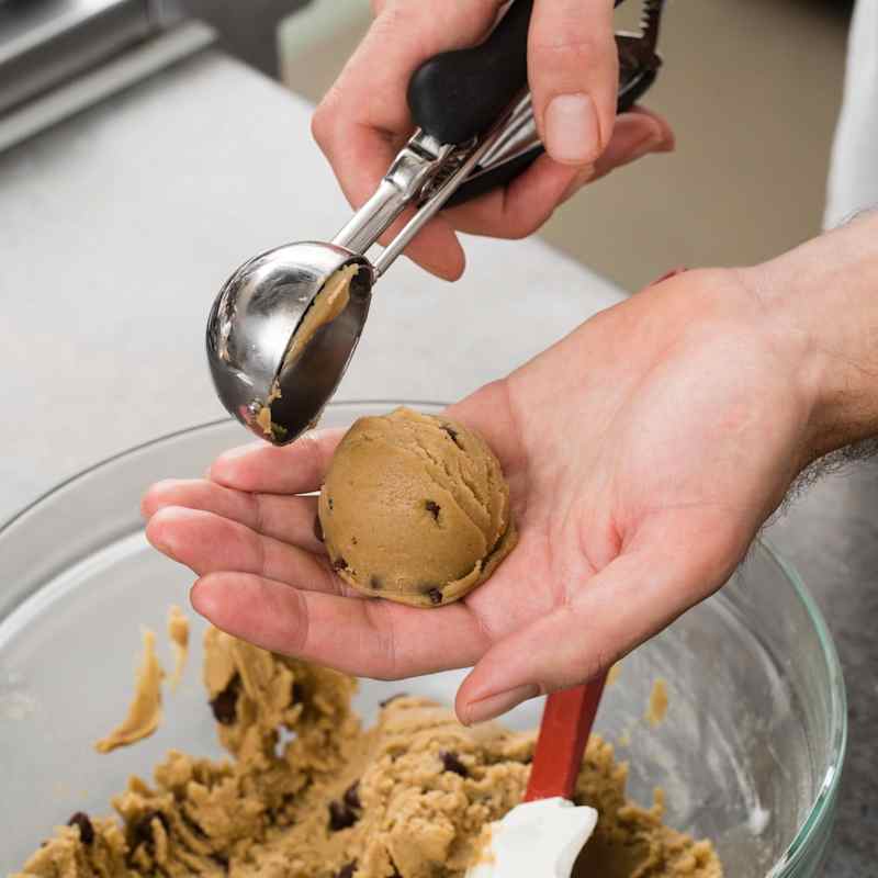 STP_Cookies_PortionScoop_003.jpg