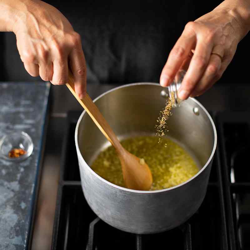 STP_FreshTomatoSauce_BloomAromatics_2.jpg