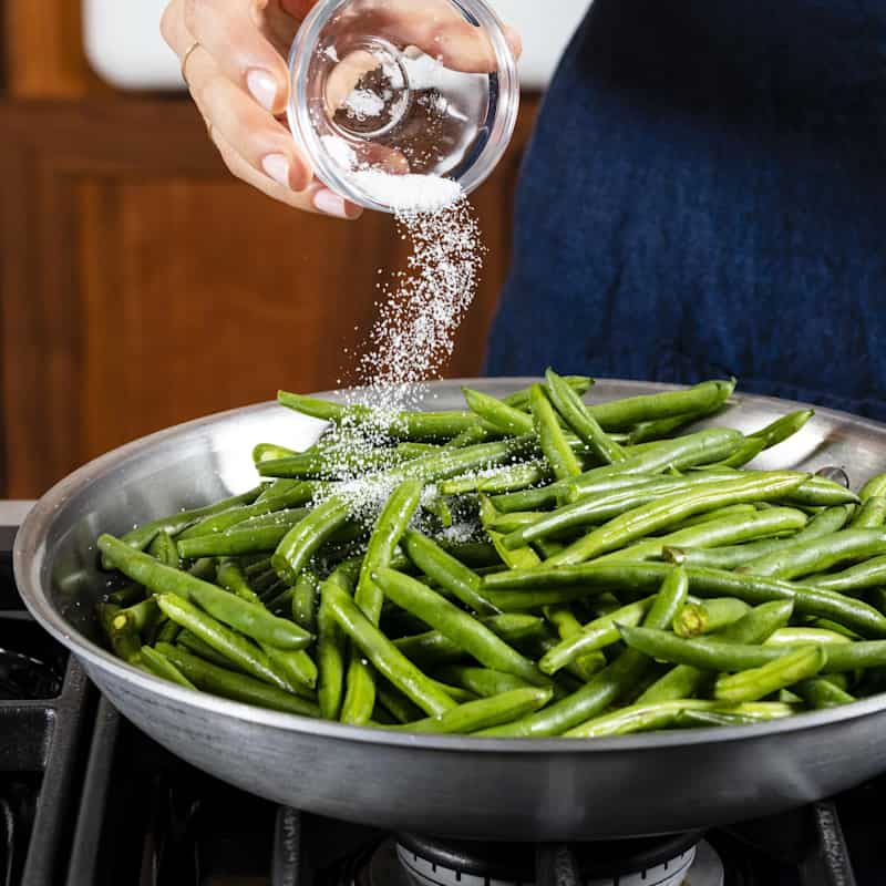 STP_Green_Beans_Amandine_AddBeansWaterSalt_009 (1).jpg