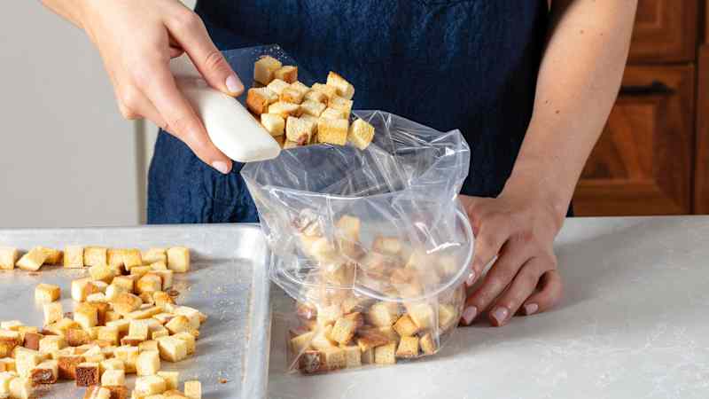 How far ahead can you make Thanksgiving dishes?