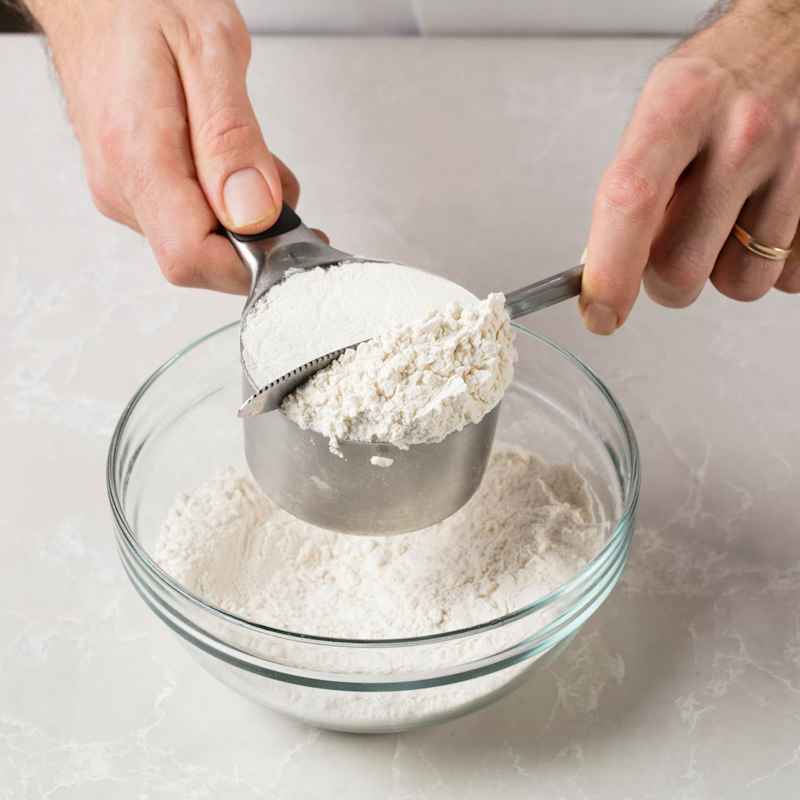 STP_MeasuringFlour_DipAndSweep-1.jpg