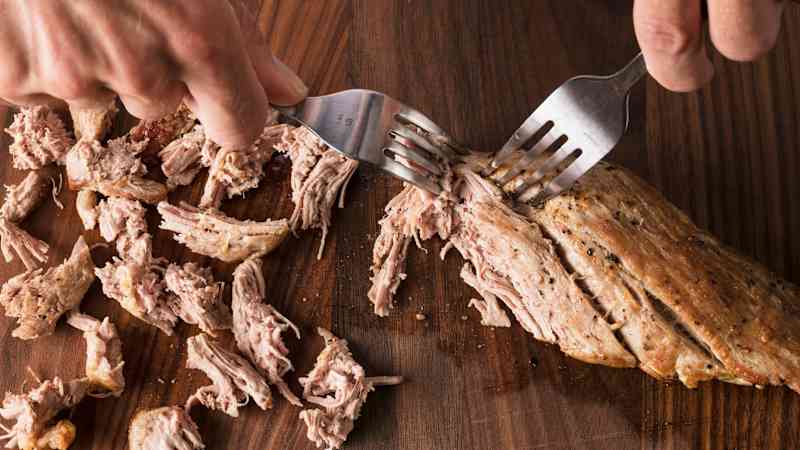 STP_RoastPorkTenderloin_Shredding_044.jpg