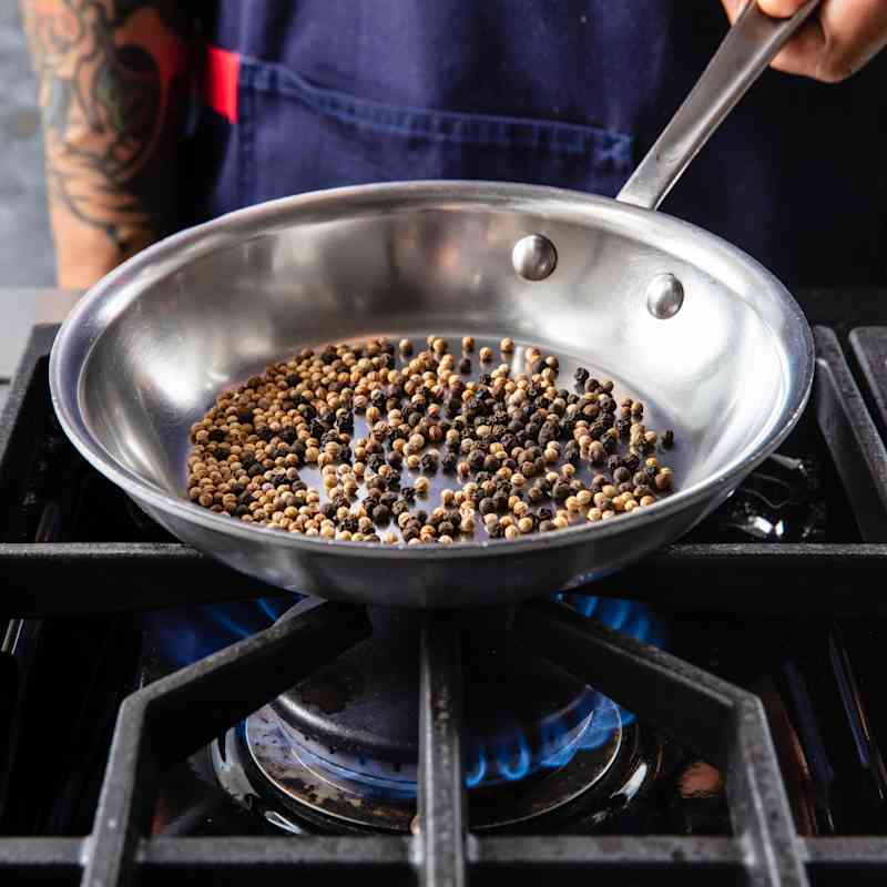 STP_ToastAndGrindSpices_Skillet-7 1.jpg