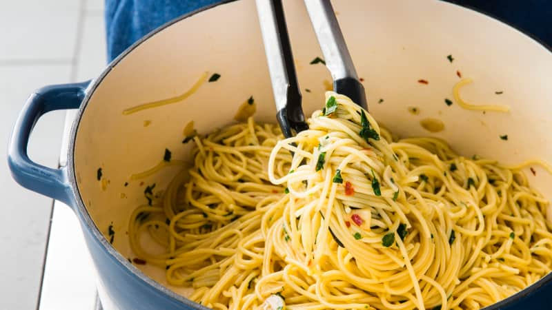 Spaghetti with Garlic and Oil