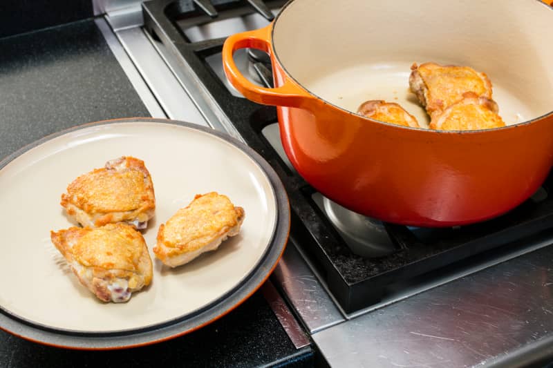 Dutch Oven Cooking DOs and DON'Ts