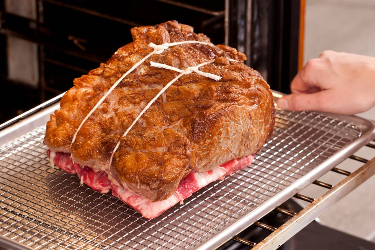 Guide to Purchasing and Cooking Prime Rib