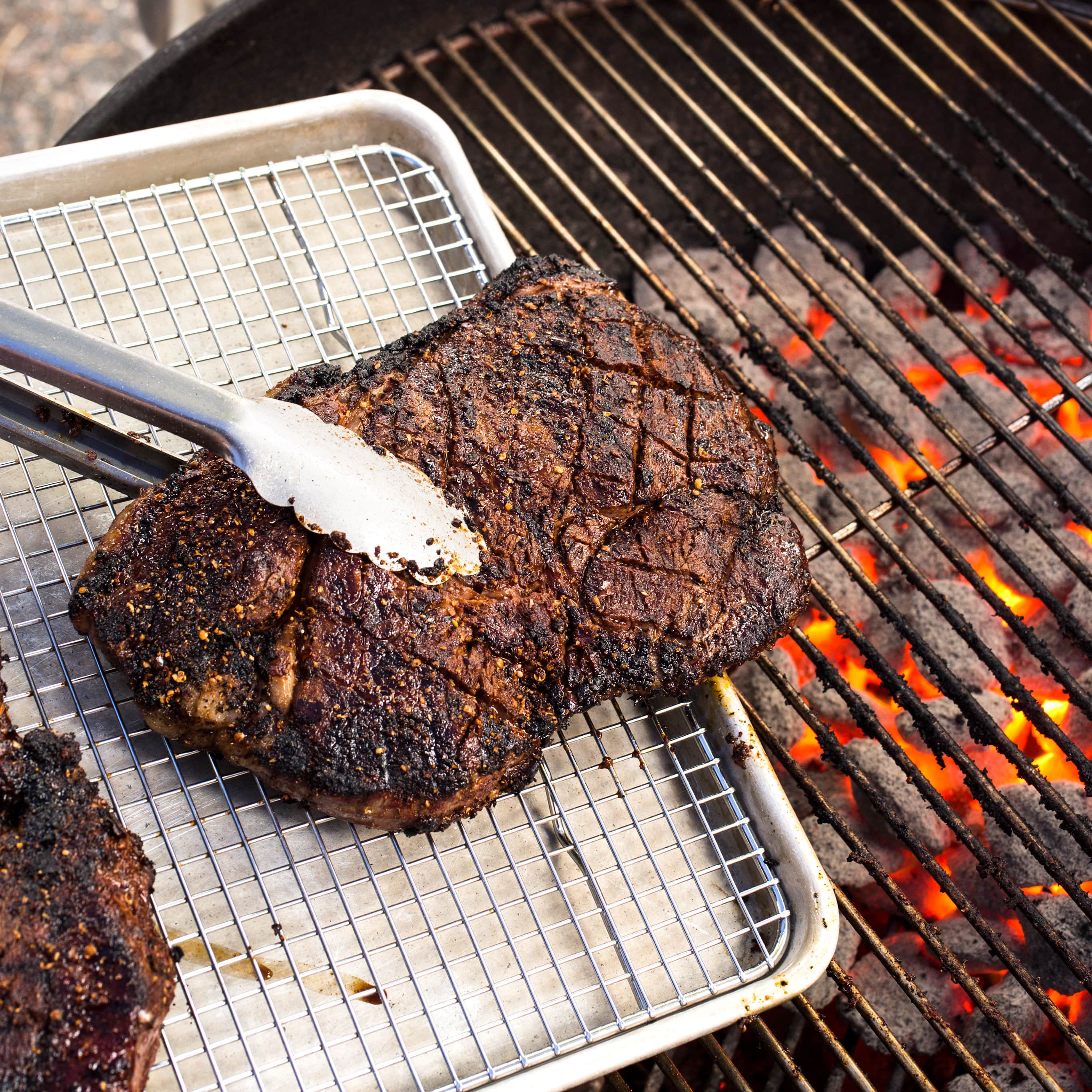 Grilled Steak with Spicy Chipotle Chile Rub